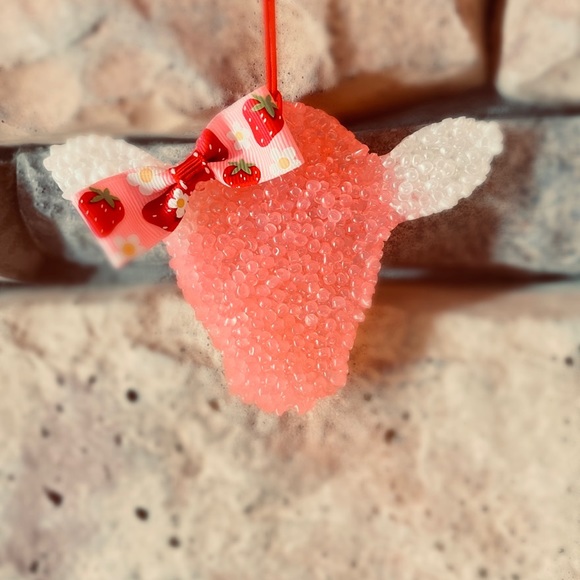 Homemade Cow Head Car Freshie in the scent Black Raspberry Vanilla! - Picture 1 of 1